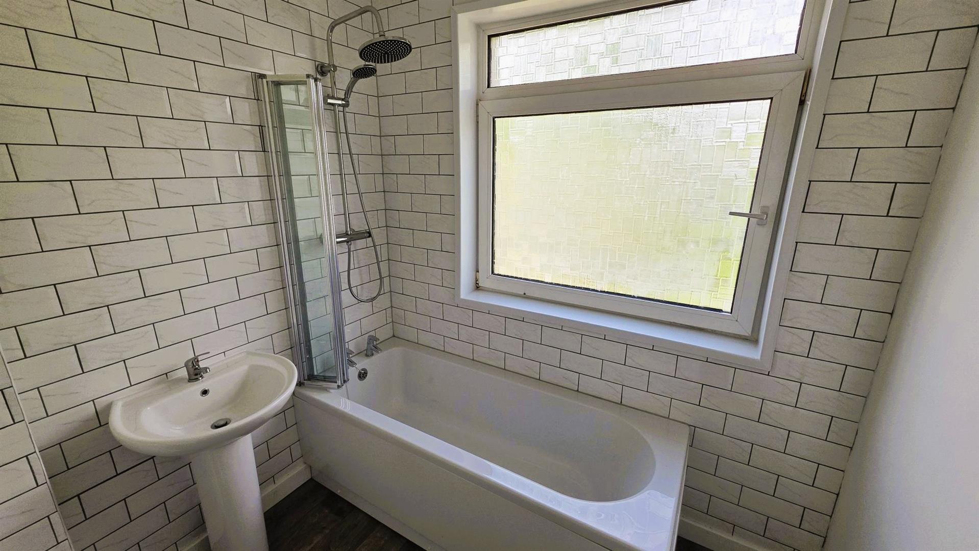 Brynelli, Llanelli, SA14 8PW